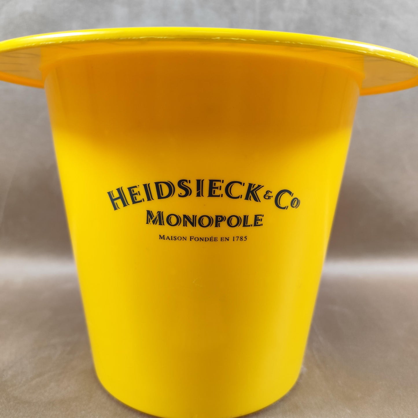 Seau à champagne Heidsieck & Co Monopole jaune Publicitaire Vintage