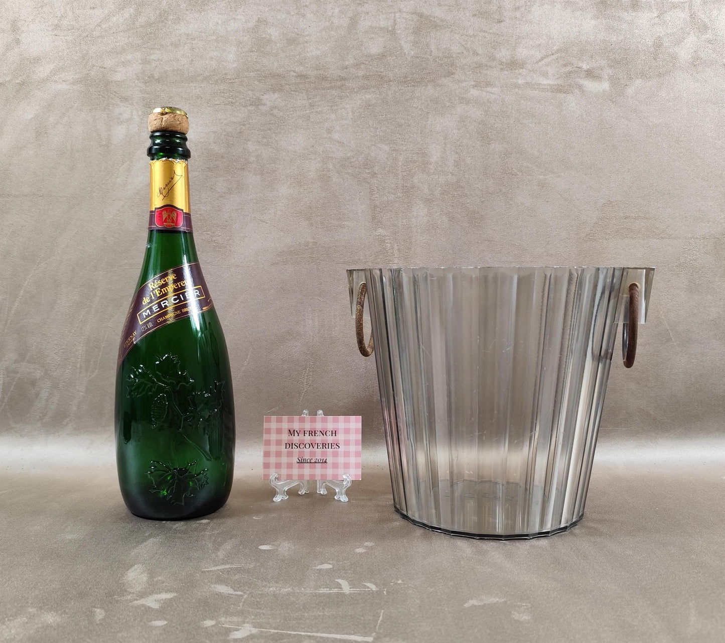 Seau à champagne Mercier en plastique transparent Modèle cannelé Vintage