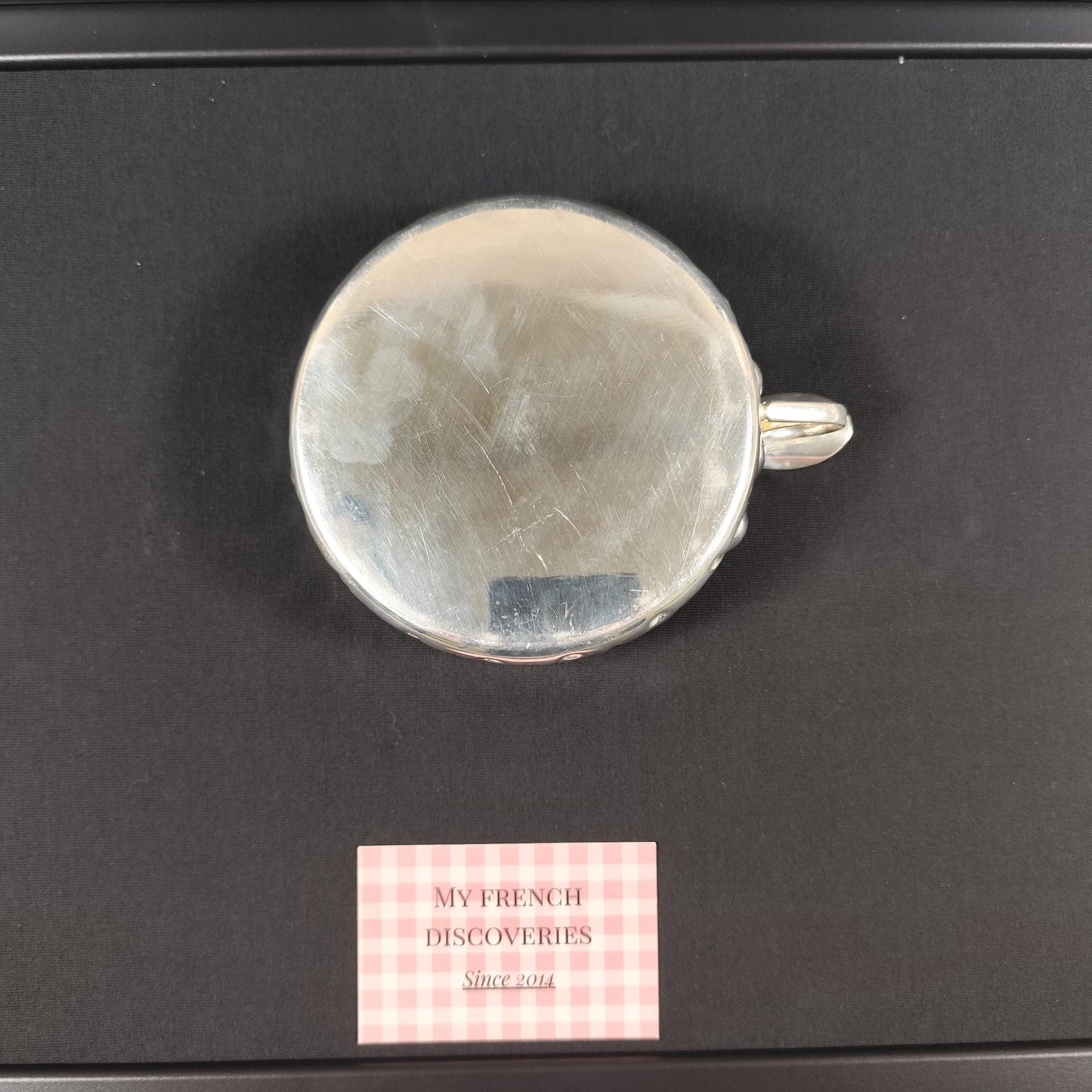 Tastevin ancien grand modèle en métal argenté Poinçon dorfèvre Accessoire dégustation vin