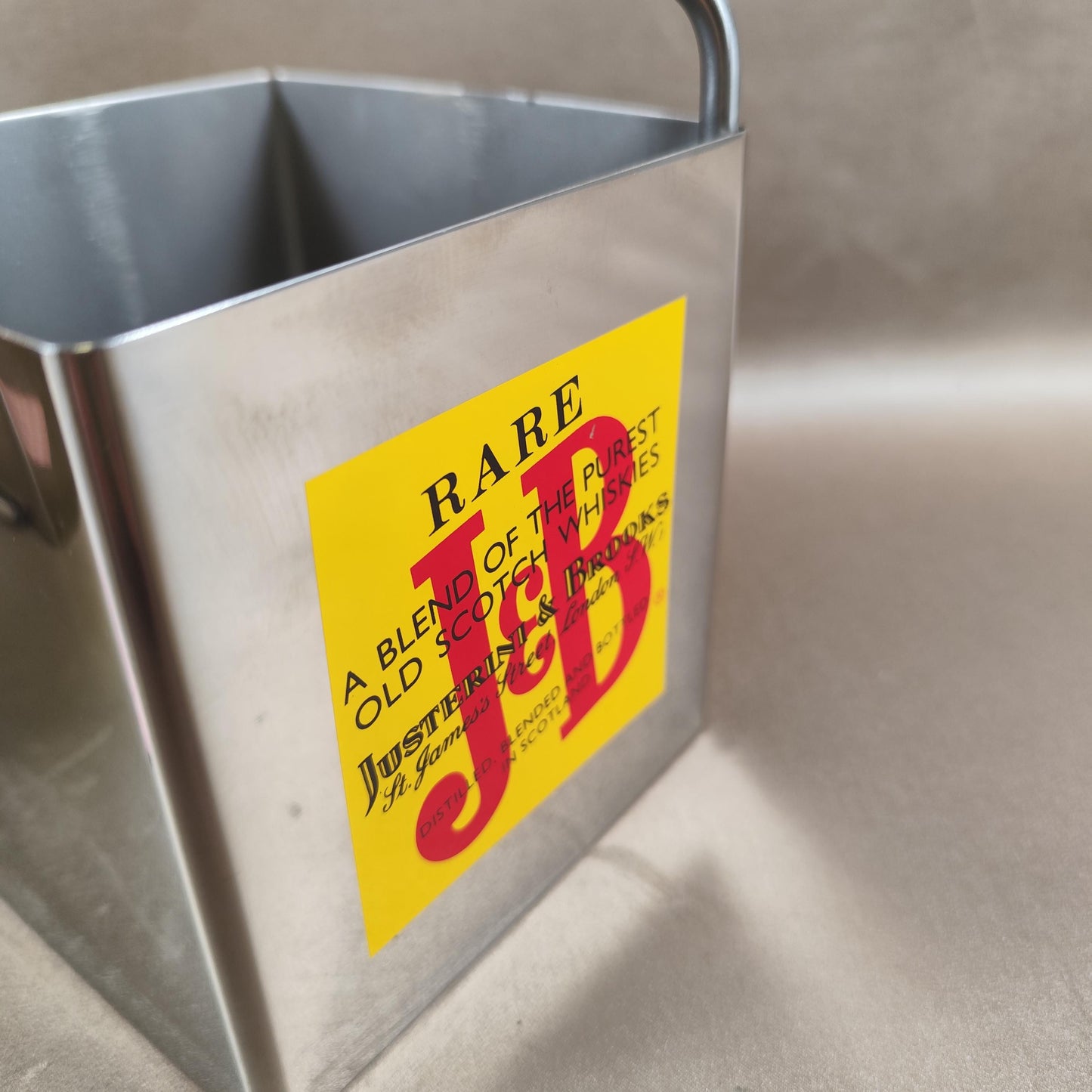 Ensemble bar publicitaire J&B Rare en inox Cruche et seau à glaçons Whisky vintage