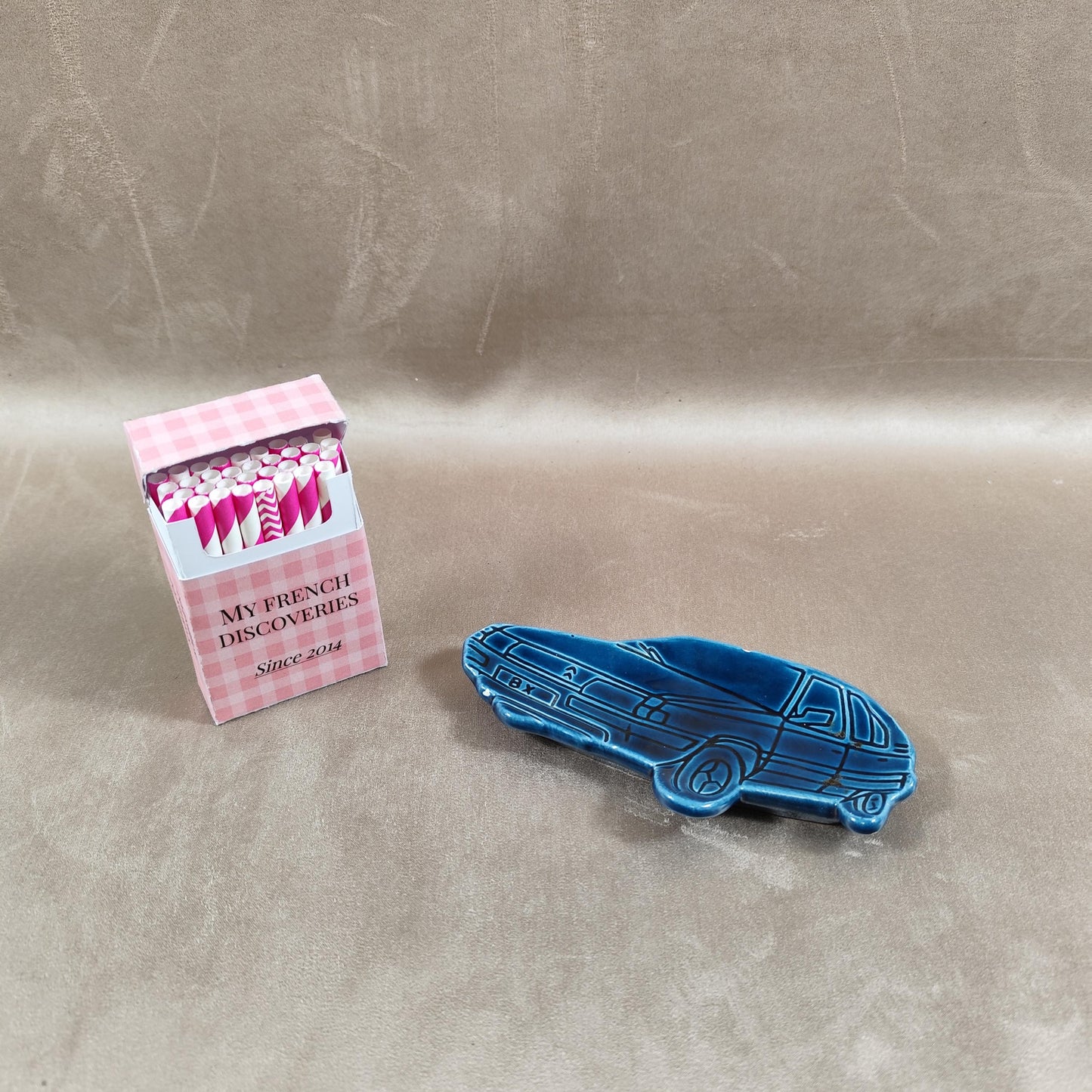 Cendrier Citroën BX en céramique bleue Publicitaire concessionnaire Vintage