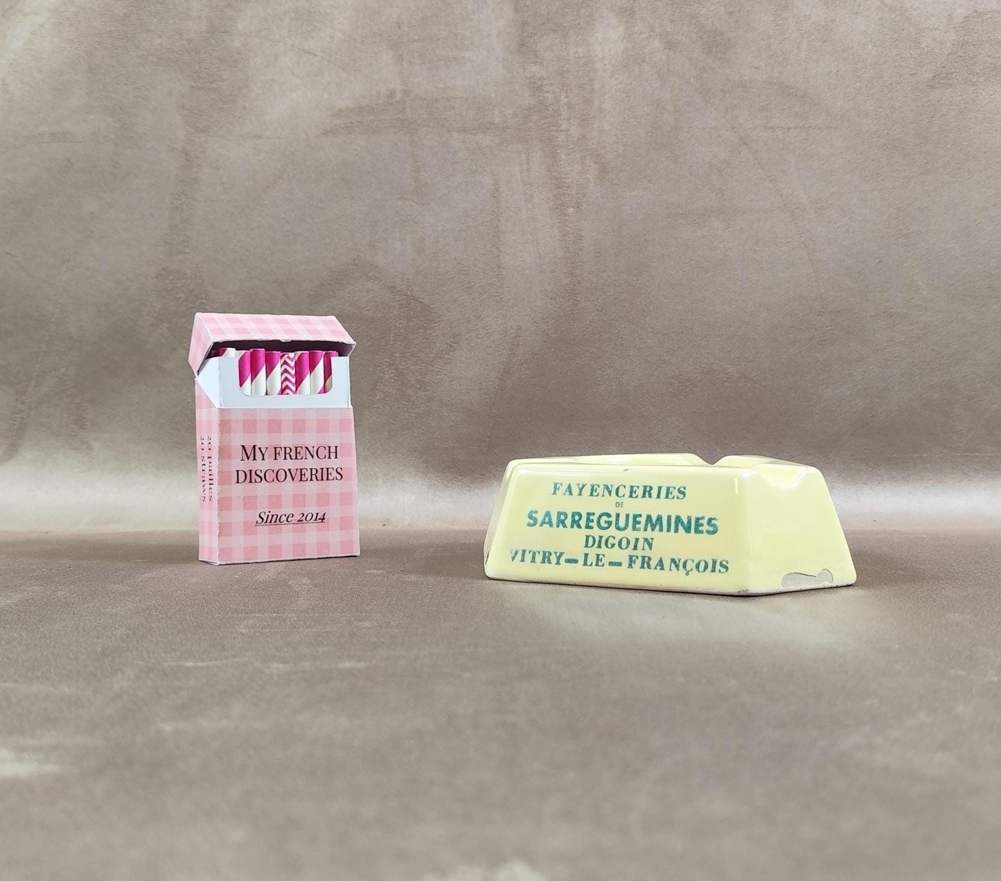 Cendrier publicitaire Faïenceries de Sarreguemines Digoin Vitry-le-François Faïence