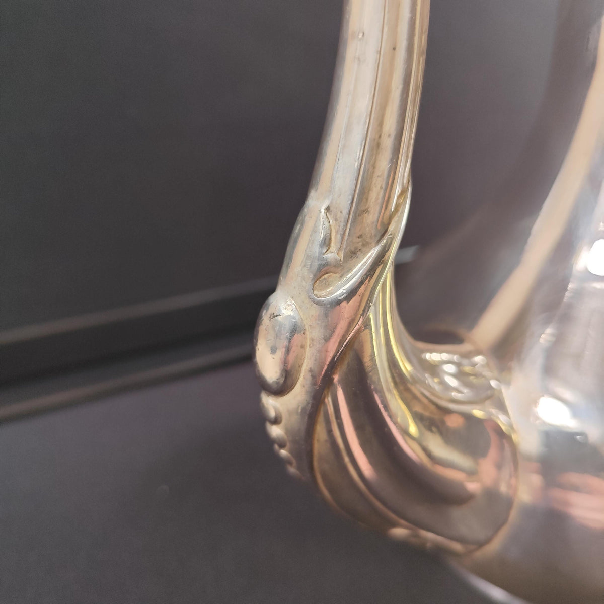 Théière ancienne en métal argenté Mappin & Webb Style classique Sheffield