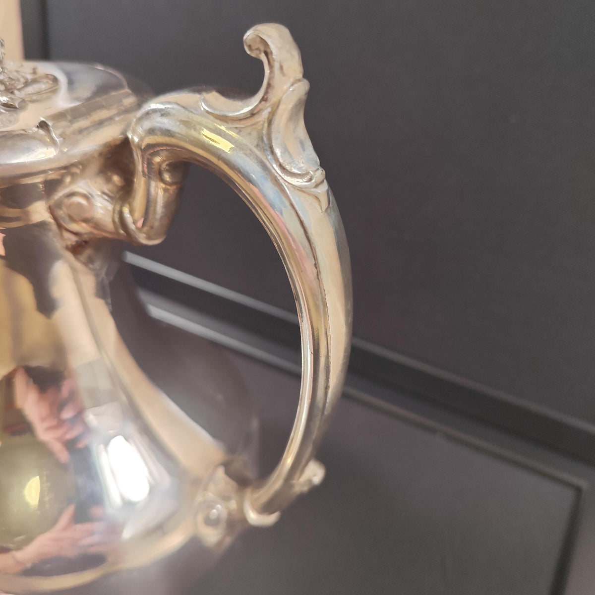 Théière ancienne en métal argenté Mappin & Webb Style classique Sheffield