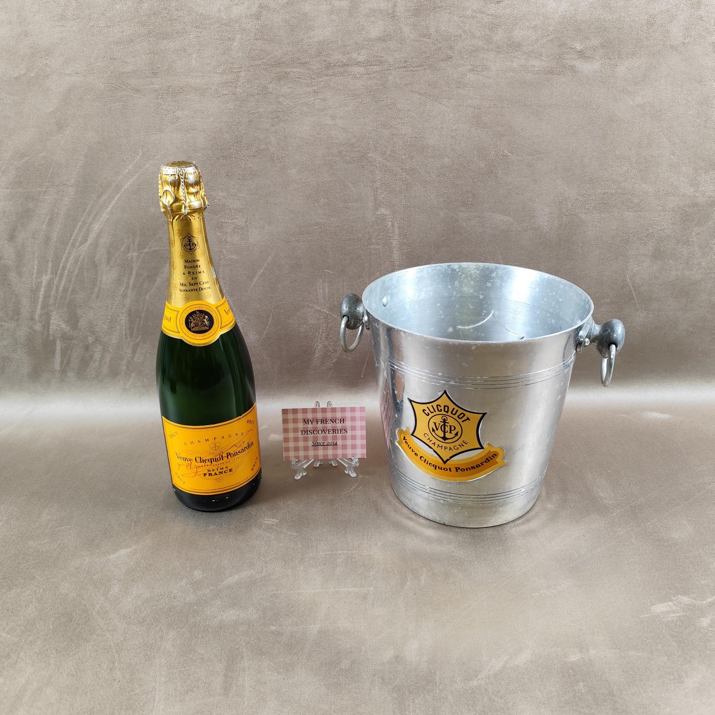 Seau à champagne Veuve Clicquot en aluminium Modèle publicitaire vintage