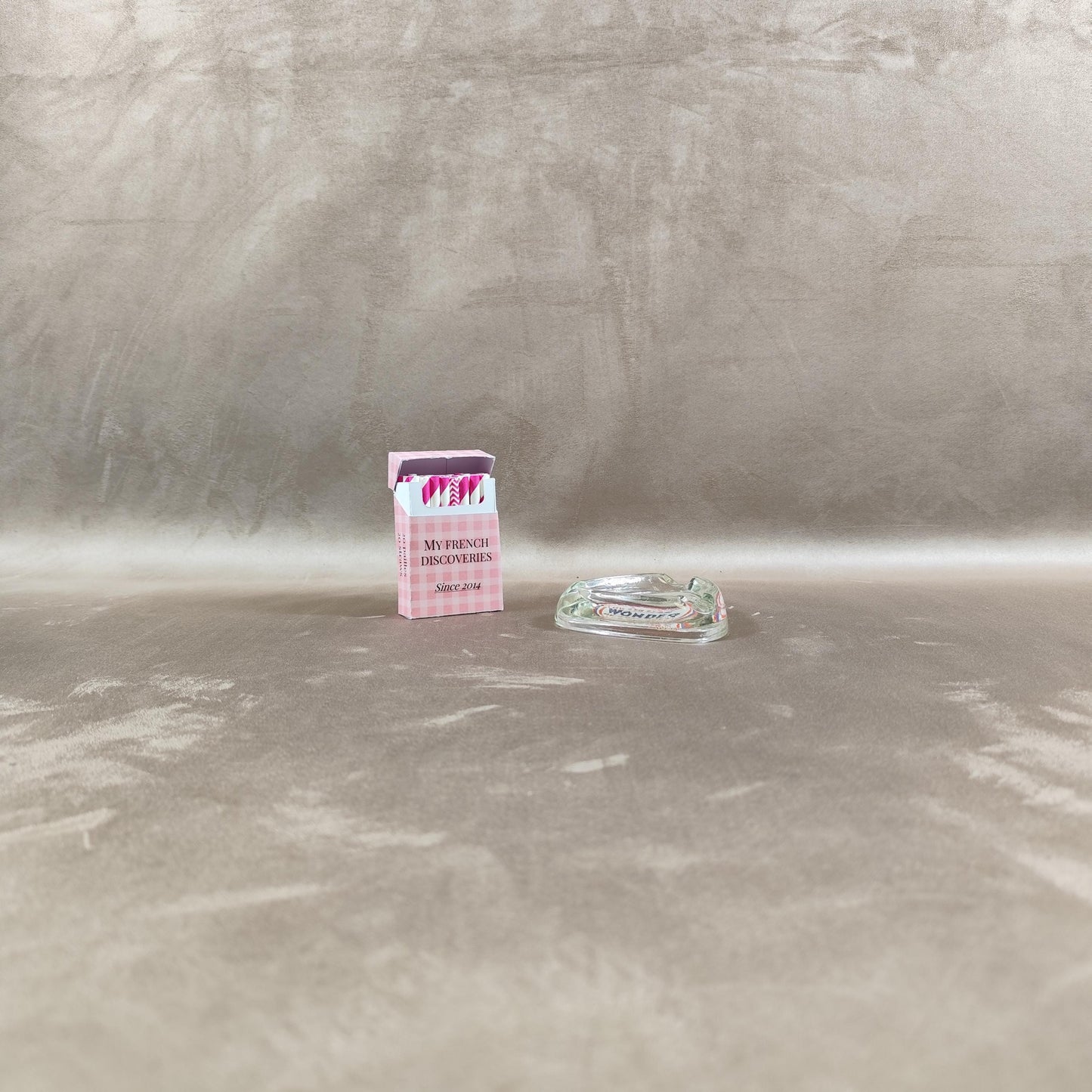 RARE Cendrier publicitaire ancien La Pile Wonder en verre épais Objet publicitaire vintage français