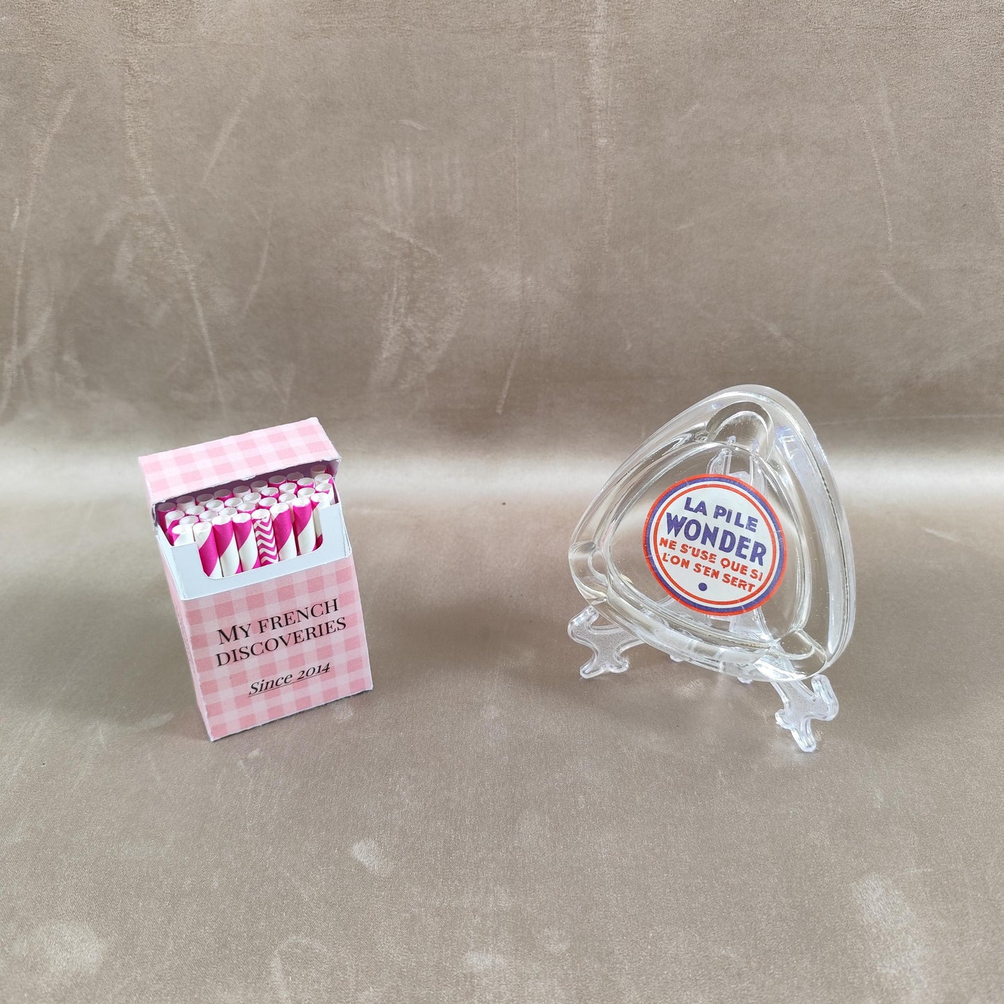 RARE Cendrier publicitaire ancien La Pile Wonder en verre épais Objet publicitaire vintage français