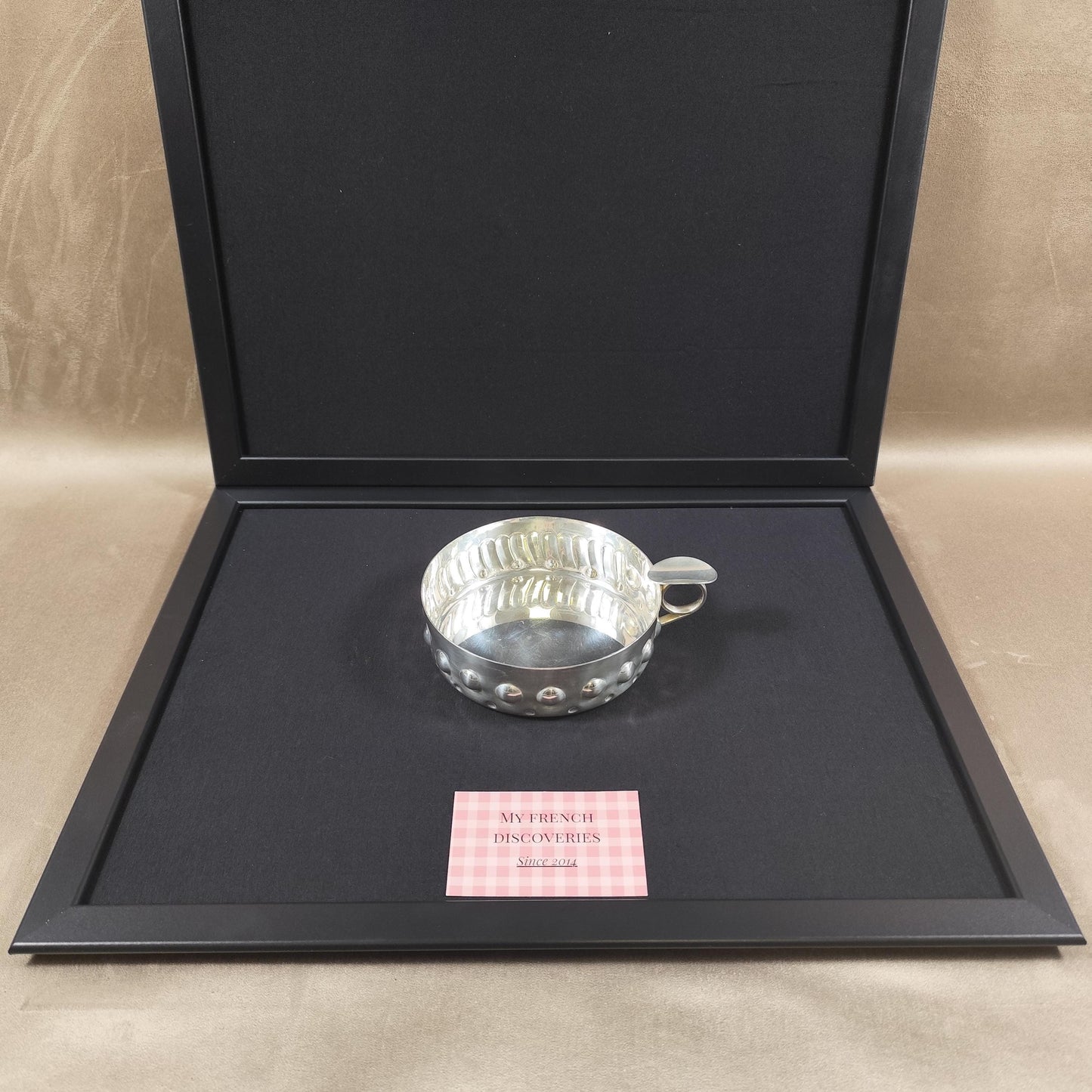 Tastevin ancien grand modèle en métal argenté Poinçon dorfèvre Accessoire dégustation vin