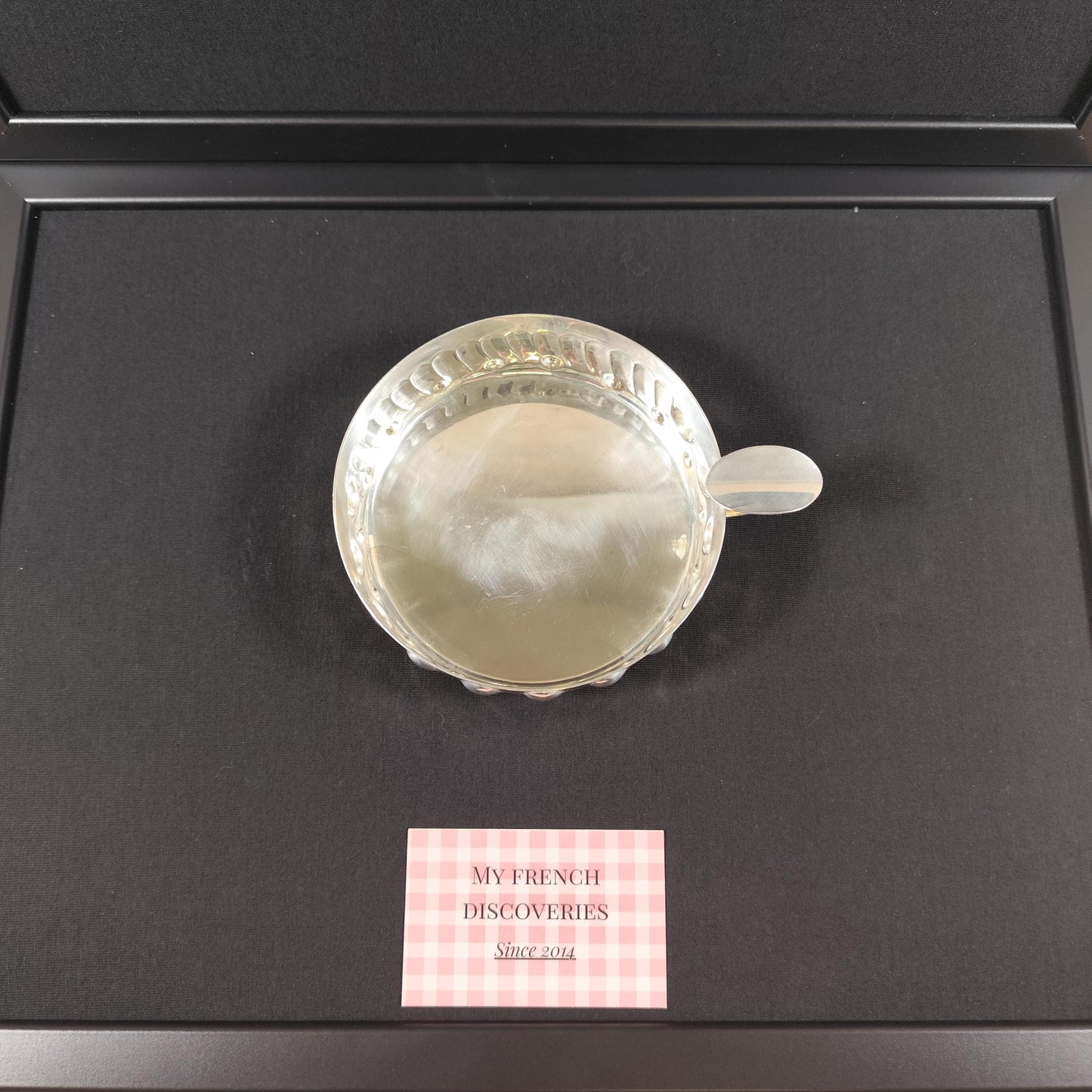 Tastevin ancien grand modèle en métal argenté Poinçon dorfèvre Accessoire dégustation vin