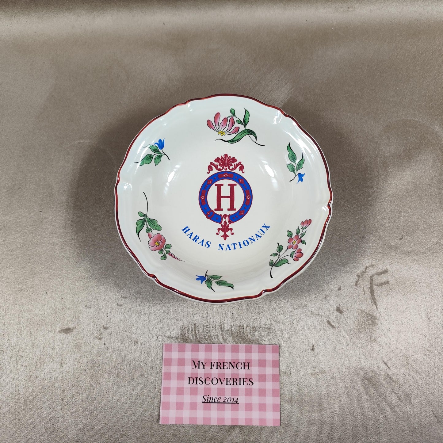 Coupelle Haras Nationaux en faïence KG Lunéville Décor floral France