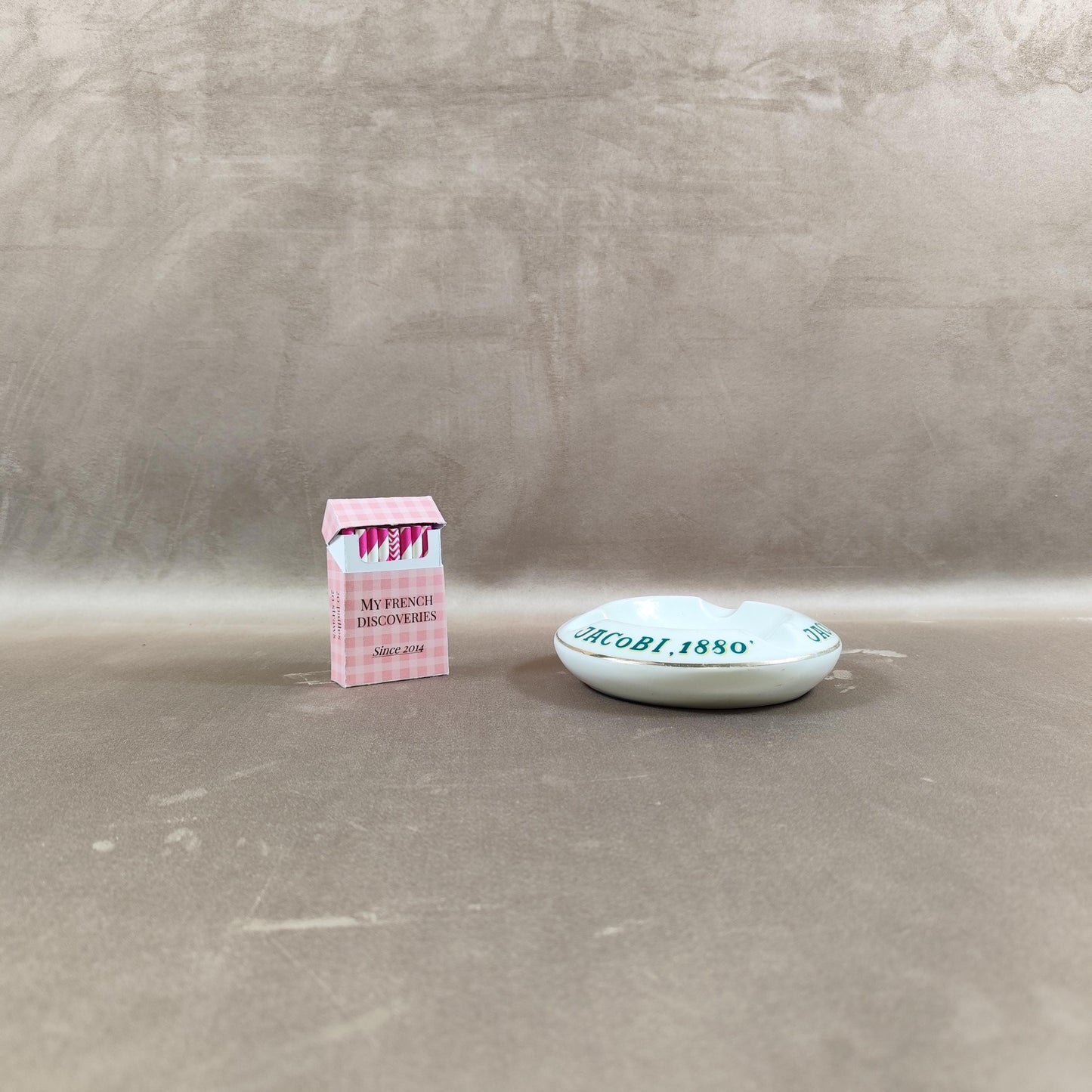 Cendrier publicitaire Jacobi 1880 Céramique blanche vintage