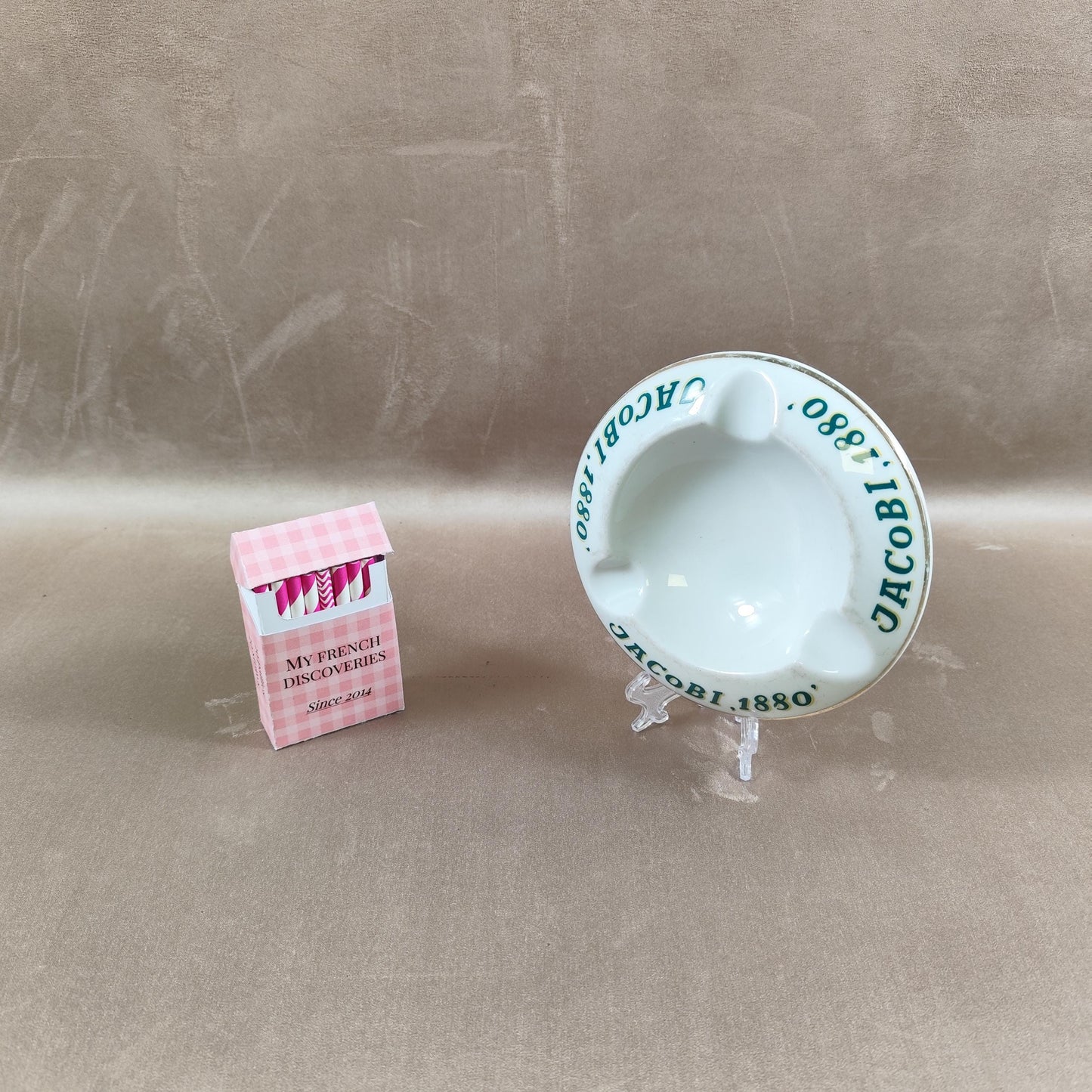 Cendrier publicitaire Jacobi 1880 Céramique blanche vintage