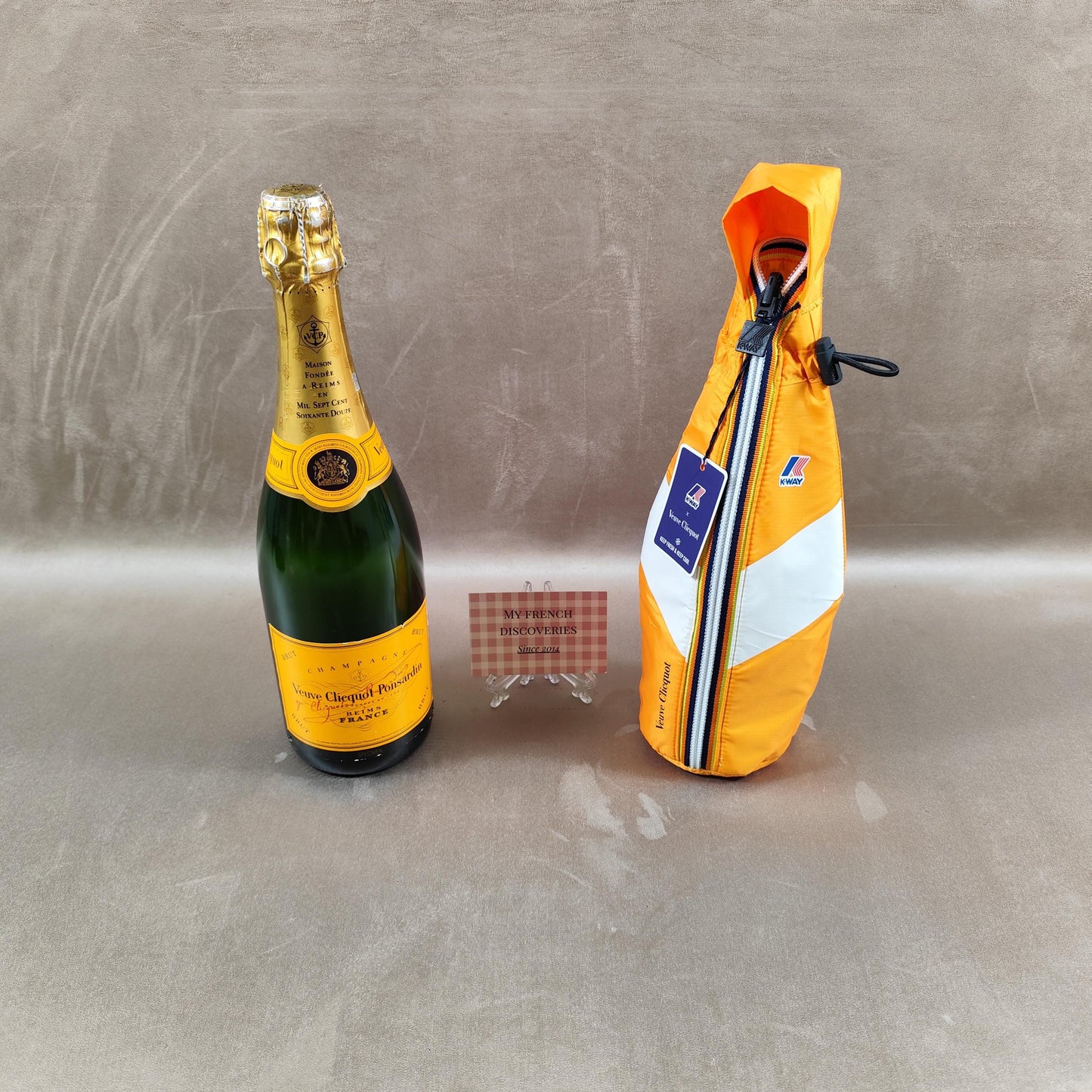 Étui isotherme Veuve Clicquot x K-WAY en polyester Transformable en sac banane