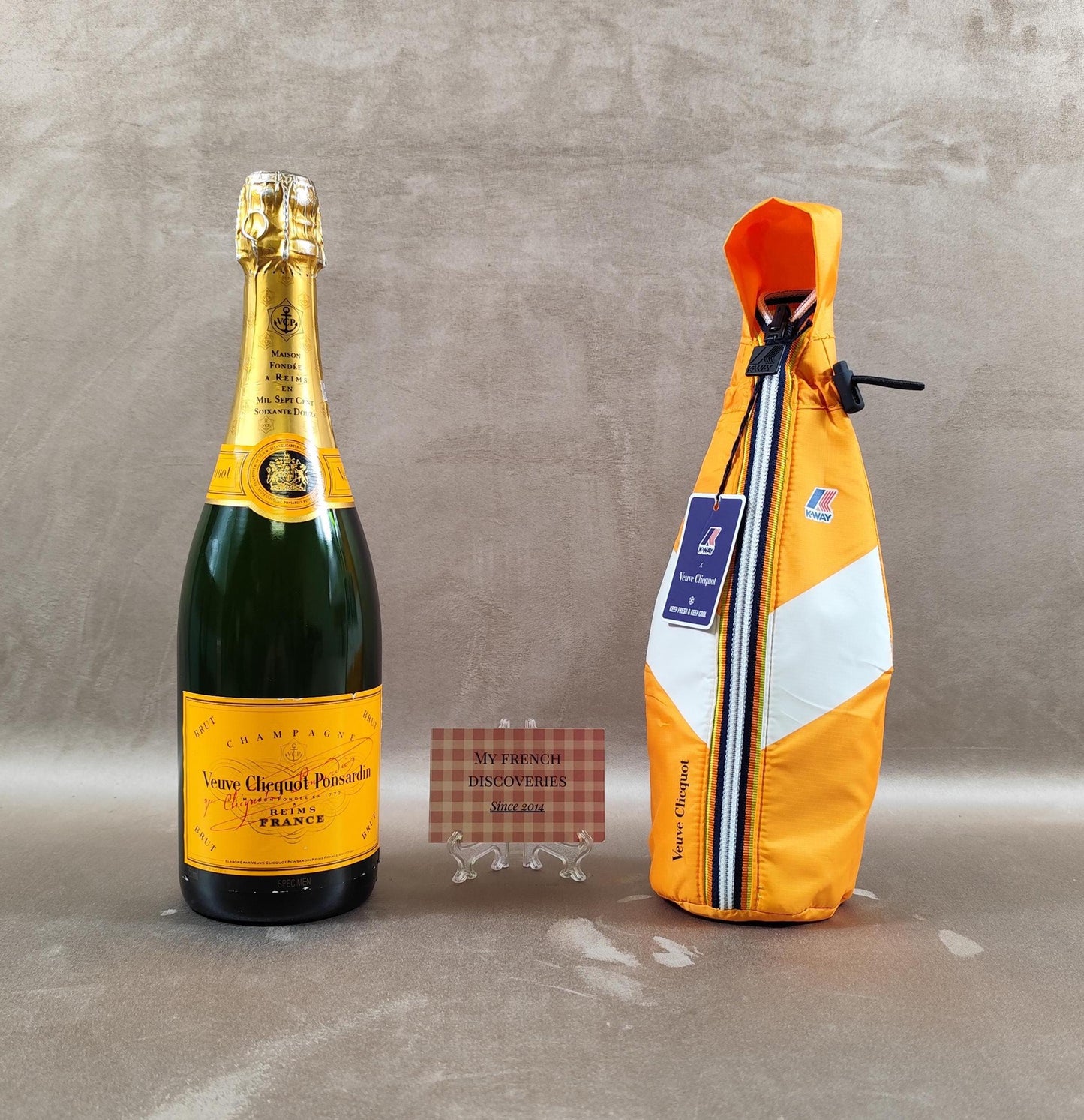Étui isotherme Veuve Clicquot x K-WAY en polyester Transformable en sac banane