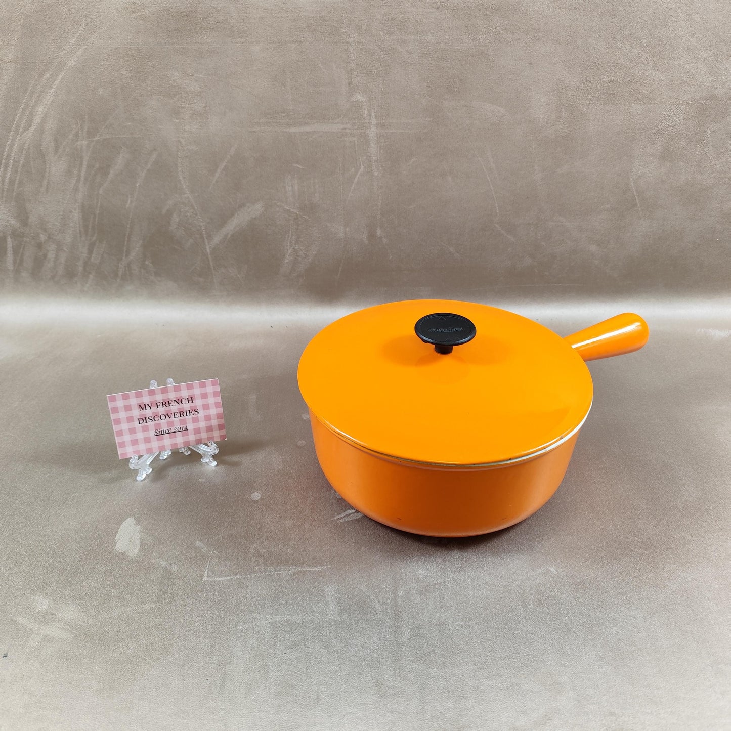 Casserole vintage orange COUSANCES 22 cm Fonte émaillée Made in France