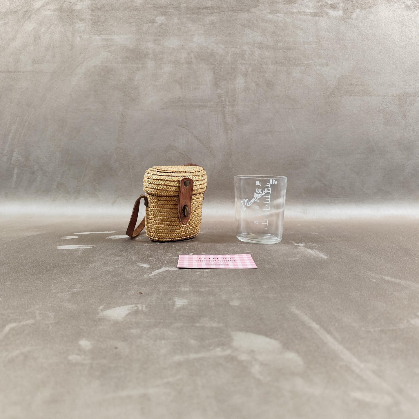 Verre de cure Plombières gradué Verre curiste ancien avec étui paille et cuir