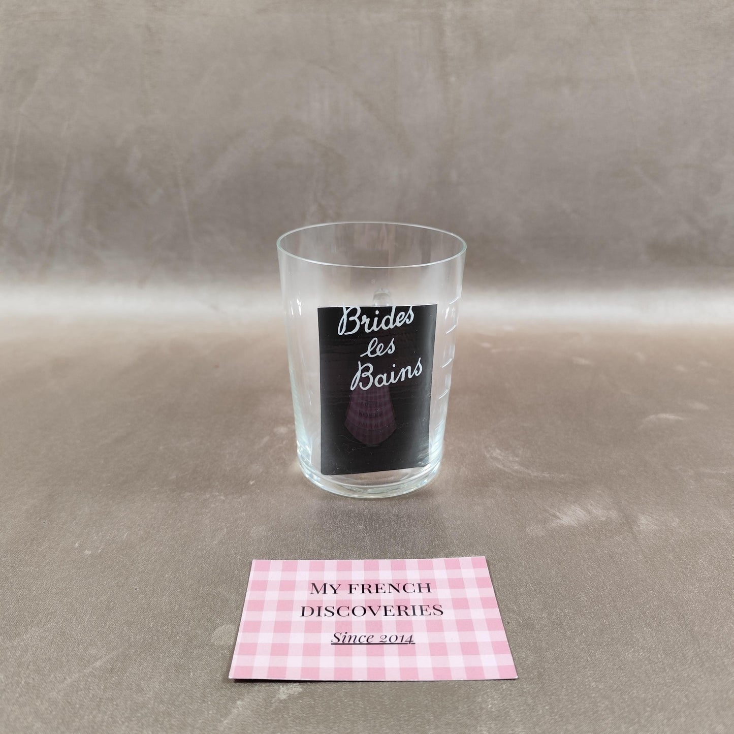 Verre de cure ancien format tasse avec étui en paille et cuir Verre de curiste