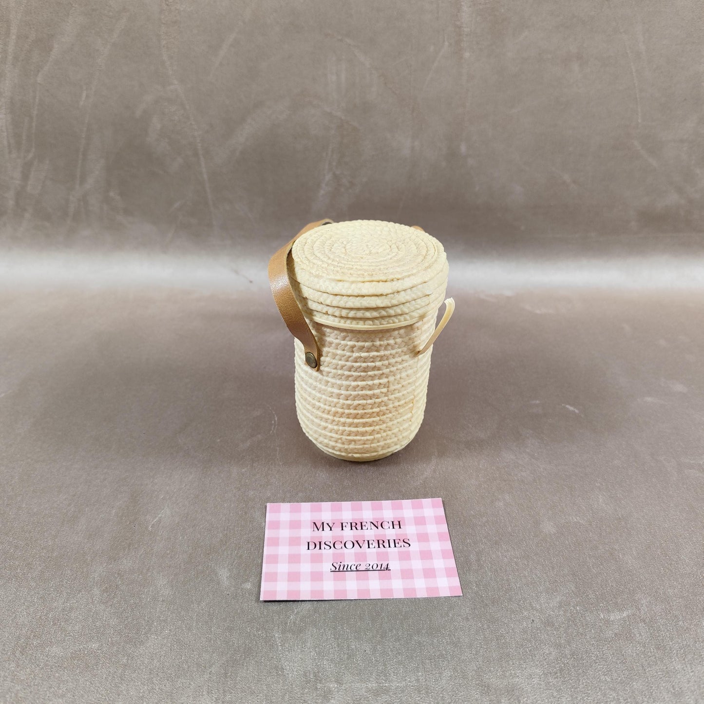 Verre de cure gradué 150 ml avec étui plastique Verre de curiste vintage