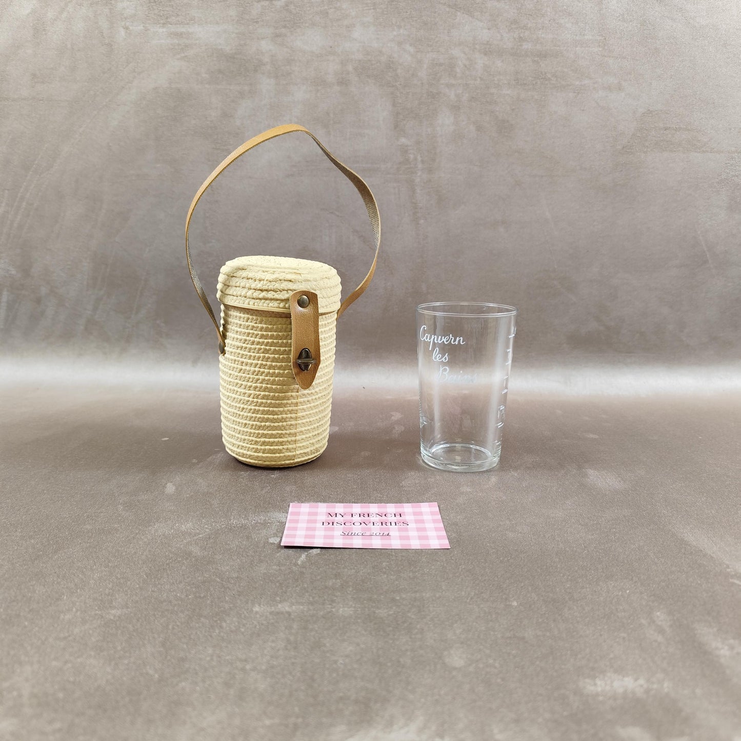 Verre de curiste Capvern les Bains avec étui Verre à cure gradué Vintage