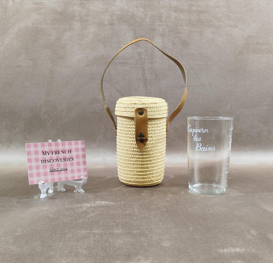 Verre de curiste Capvern les Bains avec étui Verre à cure gradué Vintage