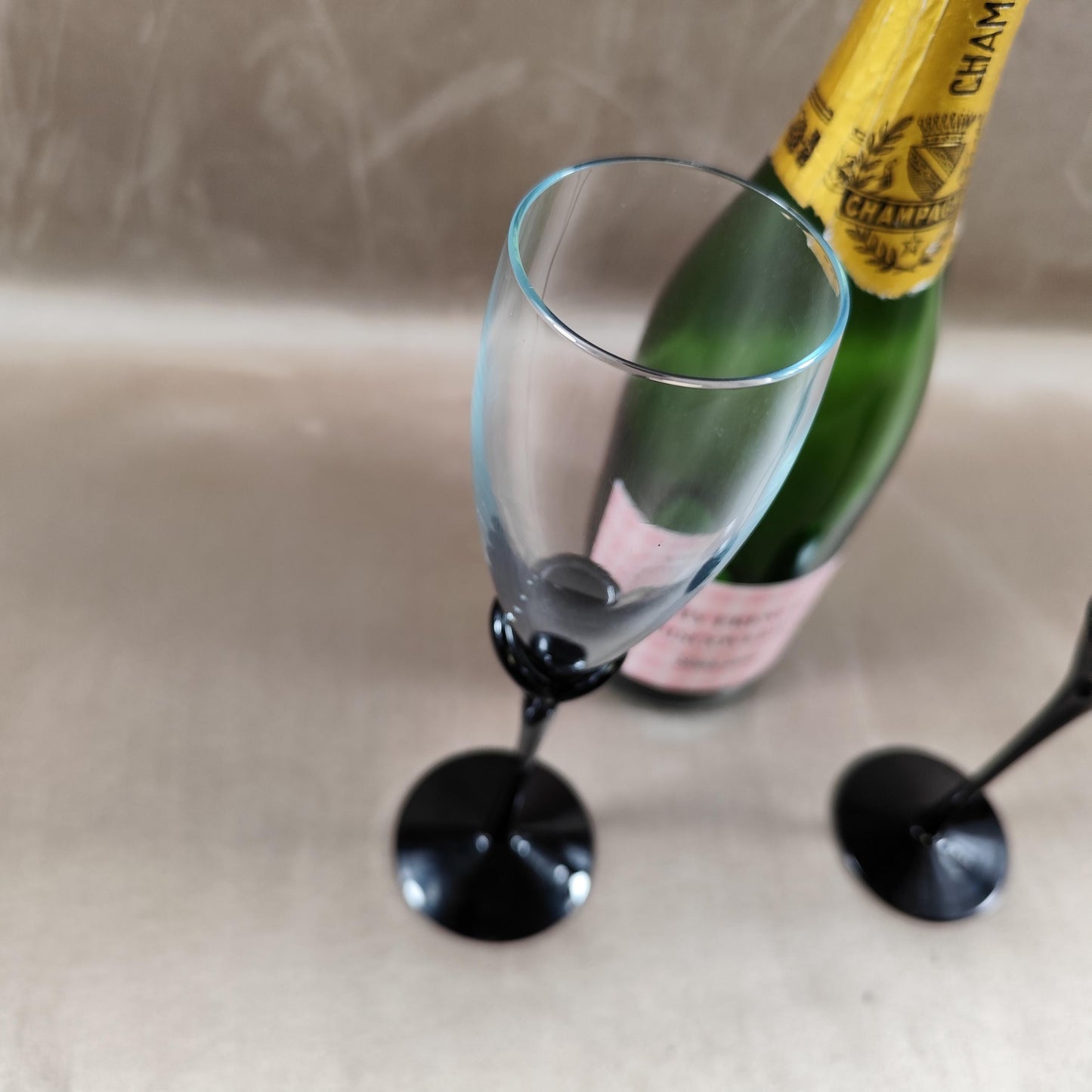 Paire de flûtes à champagne vintage Amaryllis par Colony soufflé bouche Design élégant