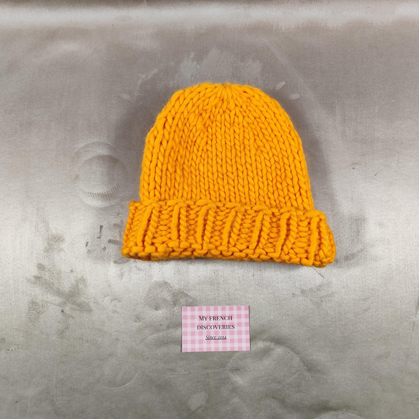 Bonnet The Yellow Gang Veuve Clicquot x Wool and the Gang Maille jaune