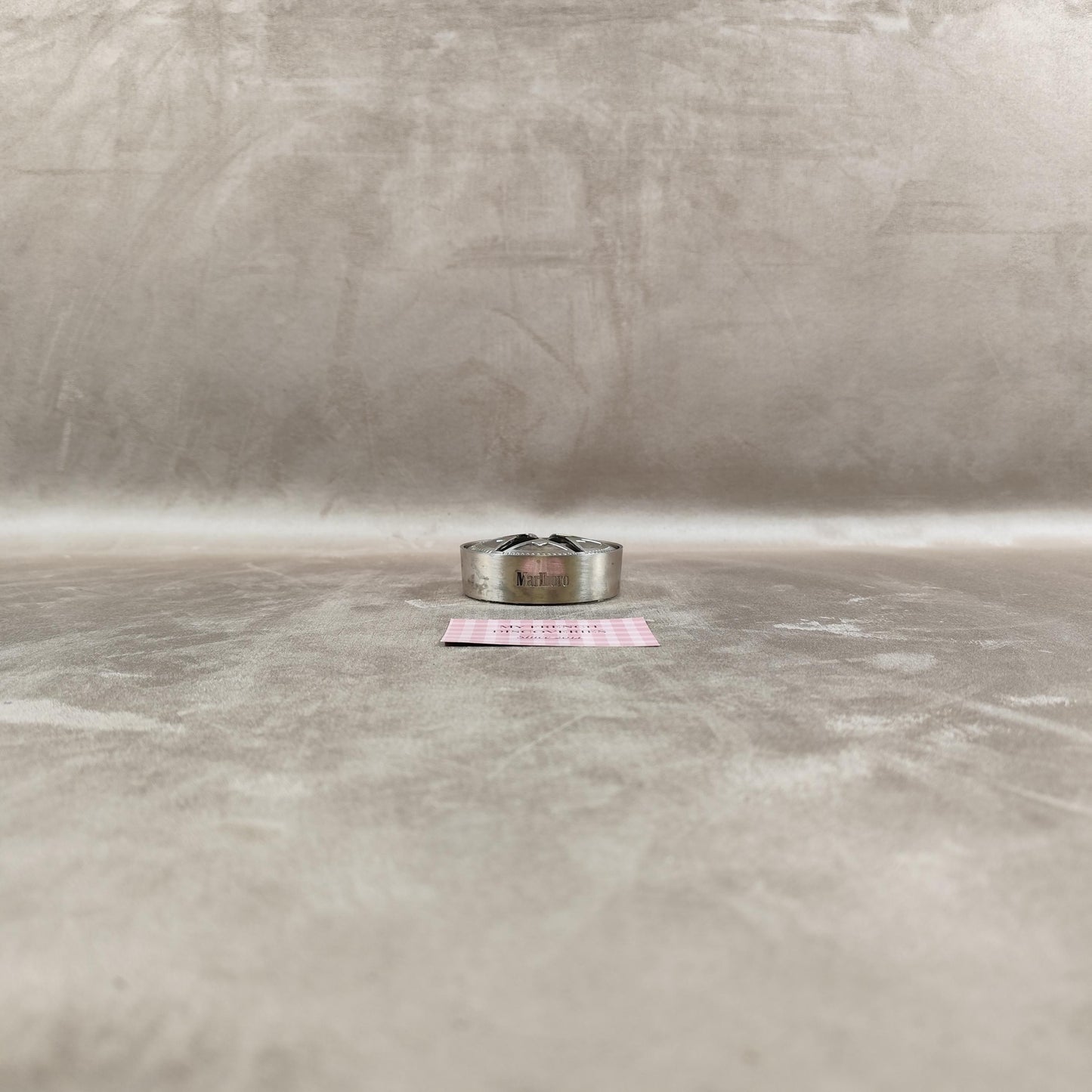 Cendrier publicitaire Marlboro en métal Modèle étoile Vintage