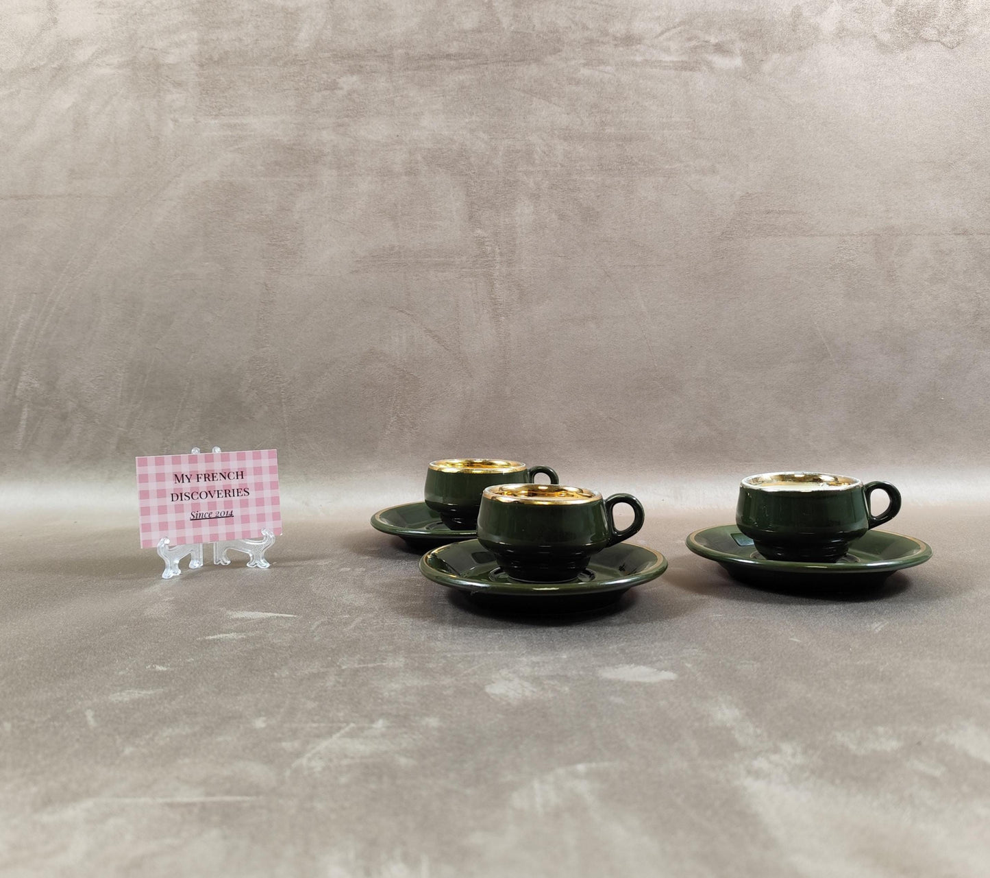 Ensemble de 3 tasses à café Helvetia B.F. Tours  Pillivuyt France Céramique verte