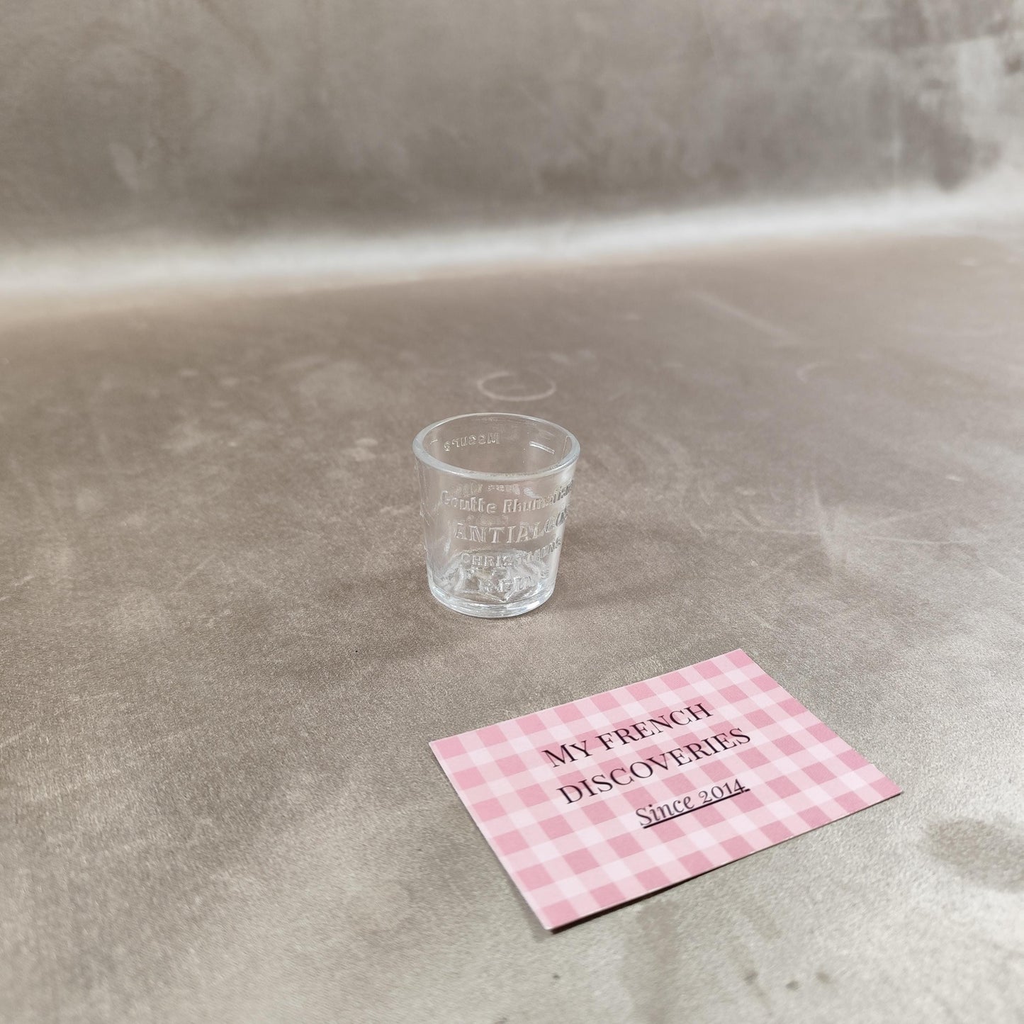 Petit verre publicitaire Antalgos Christianiens Reims Verre doseur ancien