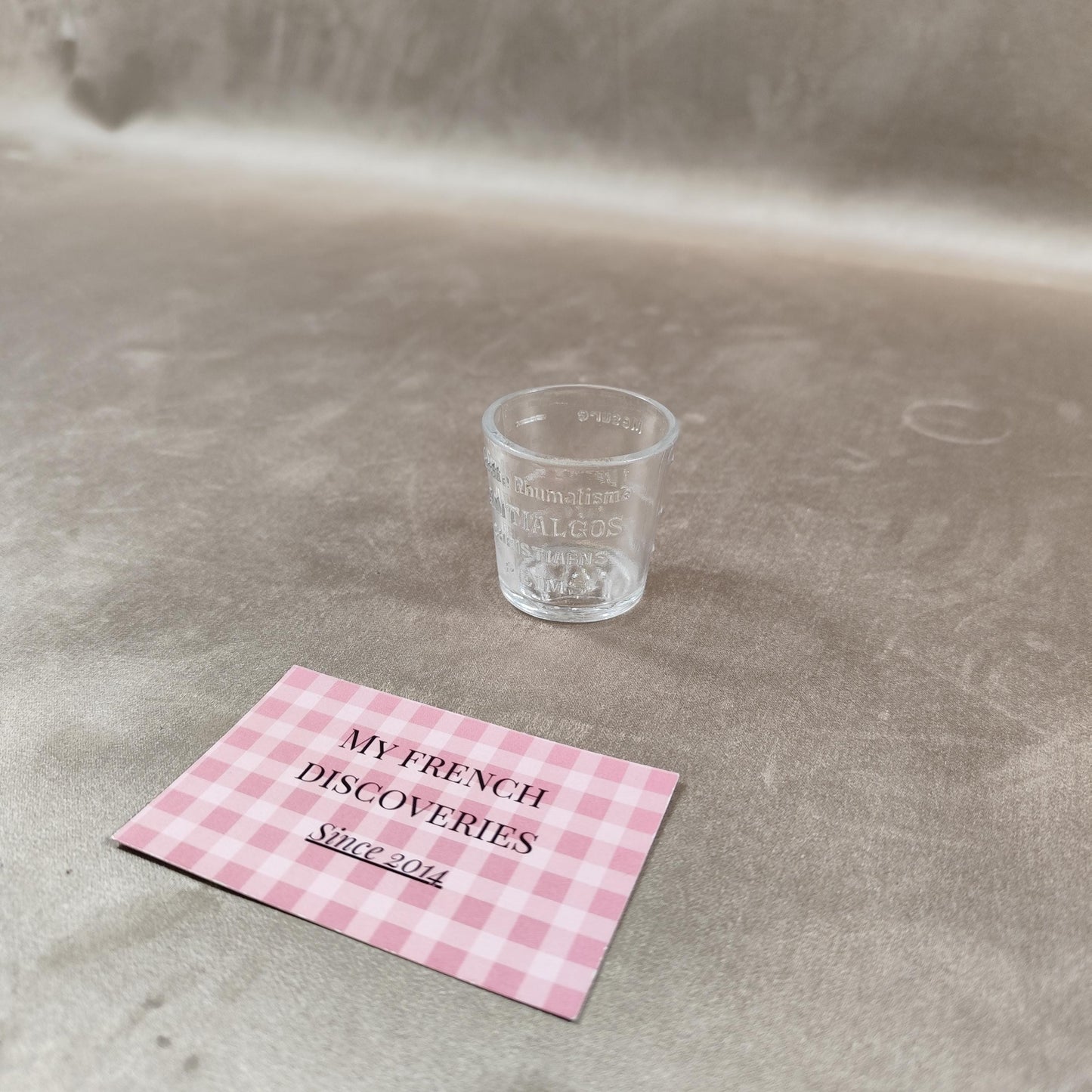 Petit verre publicitaire Antalgos Christianiens Reims Verre doseur ancien