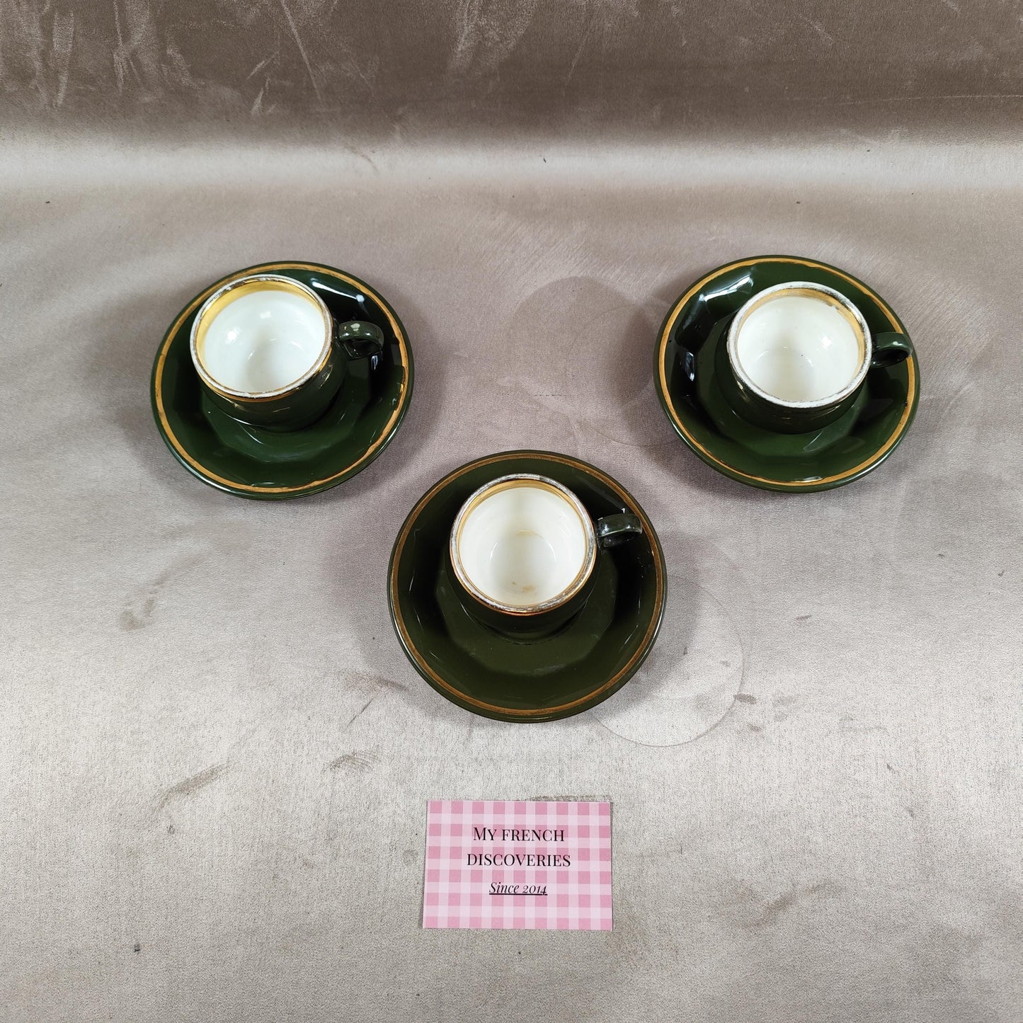 Ensemble de 3 tasses à café Helvetia B.F. Tours  Pillivuyt France Céramique verte