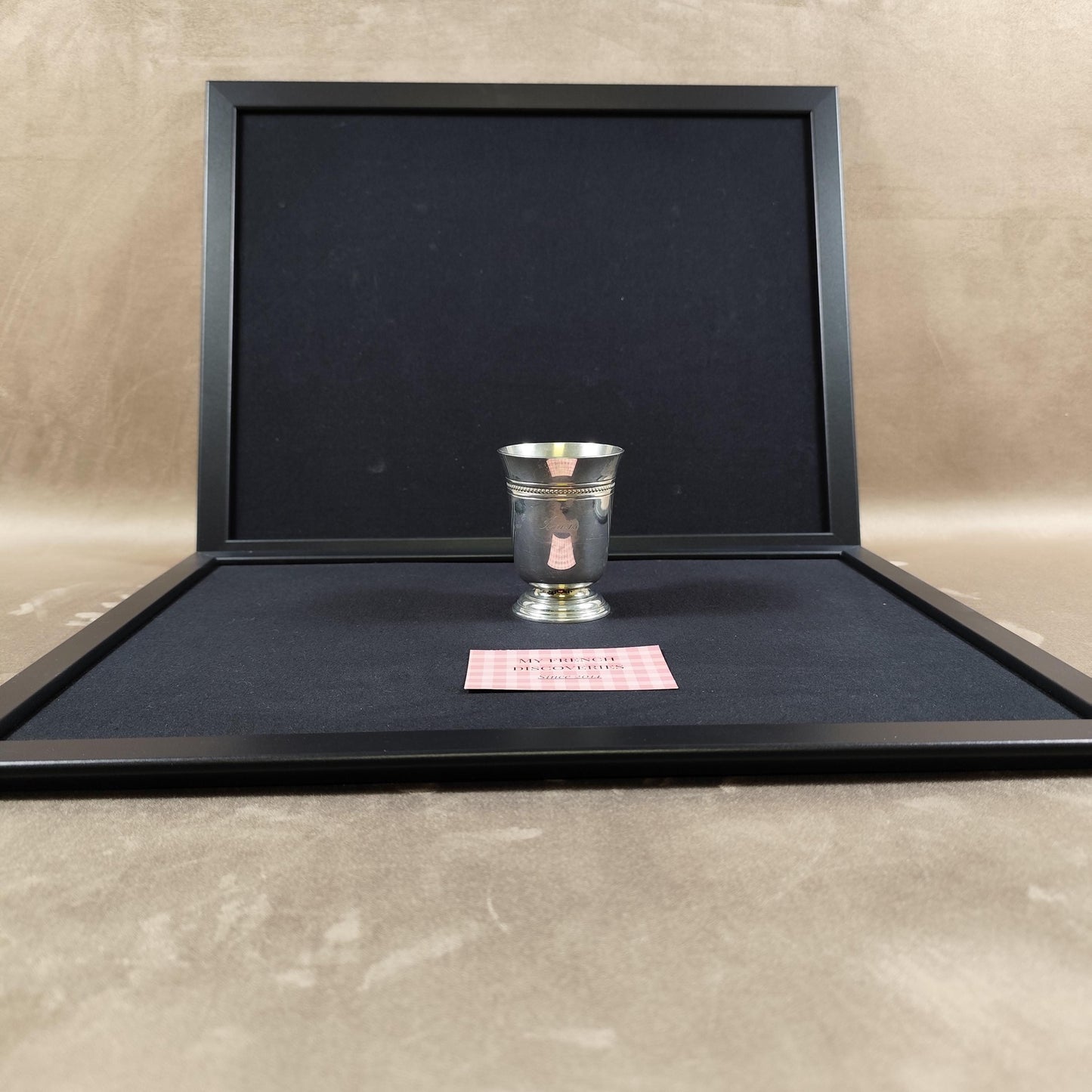 Timbale Christofle en métal argenté gravée Anaïs Gobelet enfant vintage