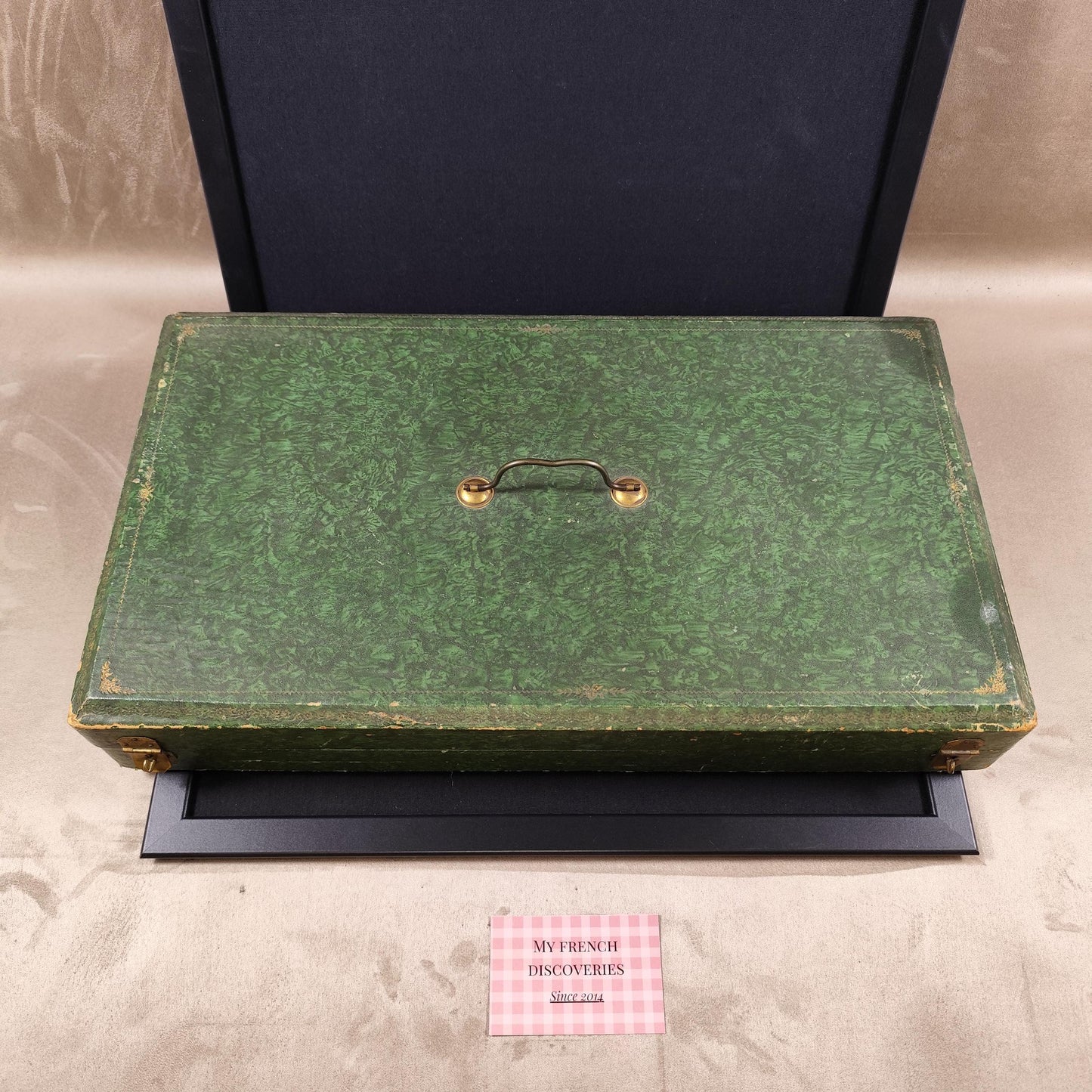 Ménagère Christofle Marly 25 pièces en métal argenté  12 fourchettes 12 cuillères louche  Coffret