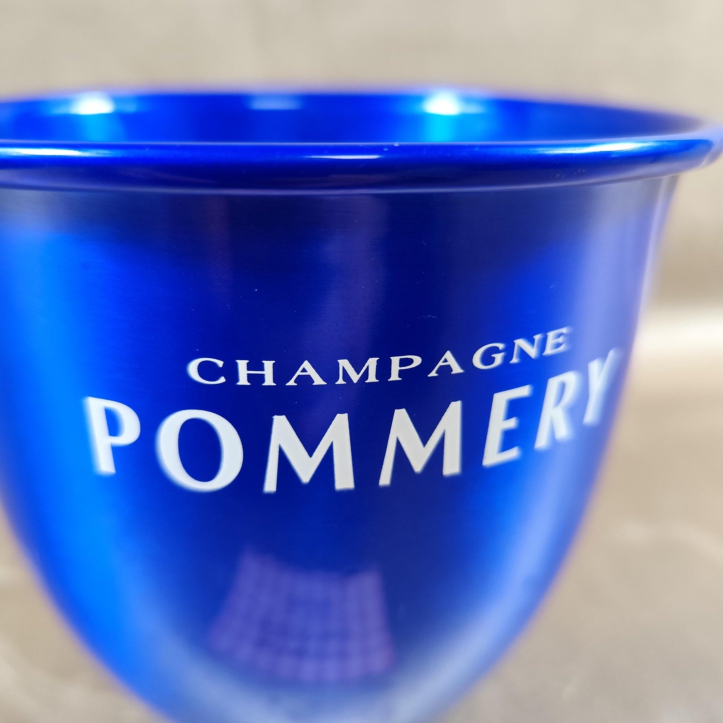 Seau à champagne Pommery bleu en aluminium Rafraîchisseur champagne