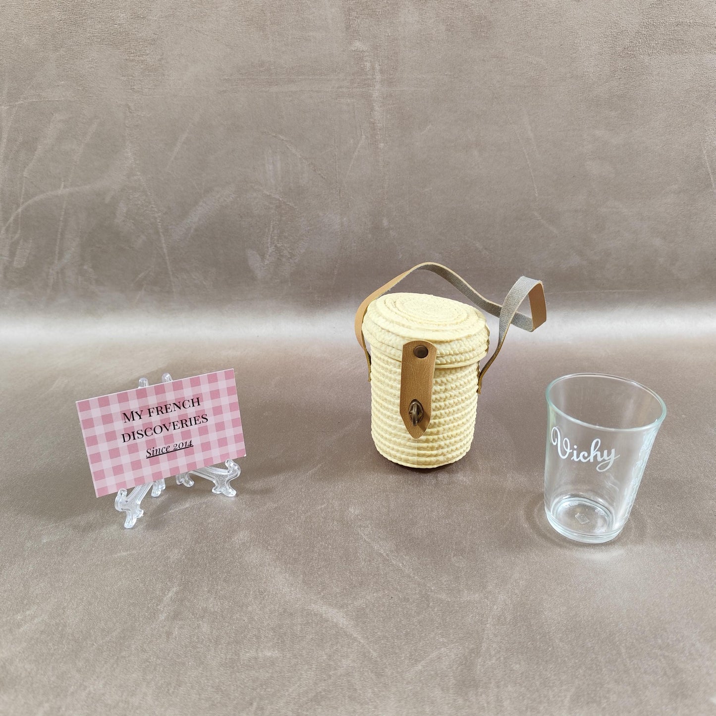 Verre de cure Vichy avec étui Verre de curiste gradué Thermalisme