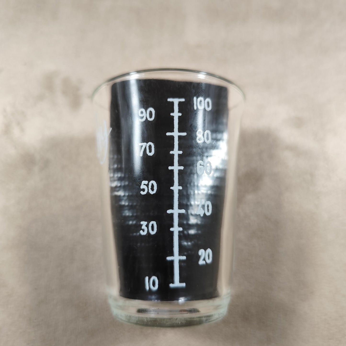 Verre de cure Vichy avec étui Verre de curiste gradué Thermalisme