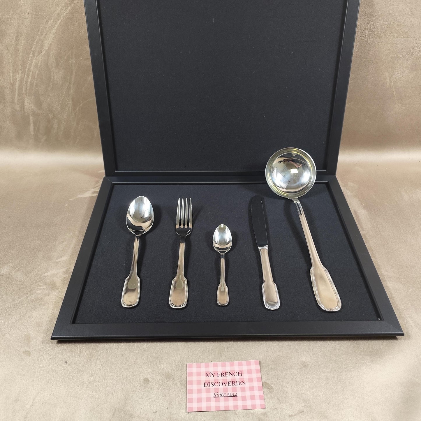 Ménagère Jean Couzon 49 pièces en inox Service de table complet 12 personnes