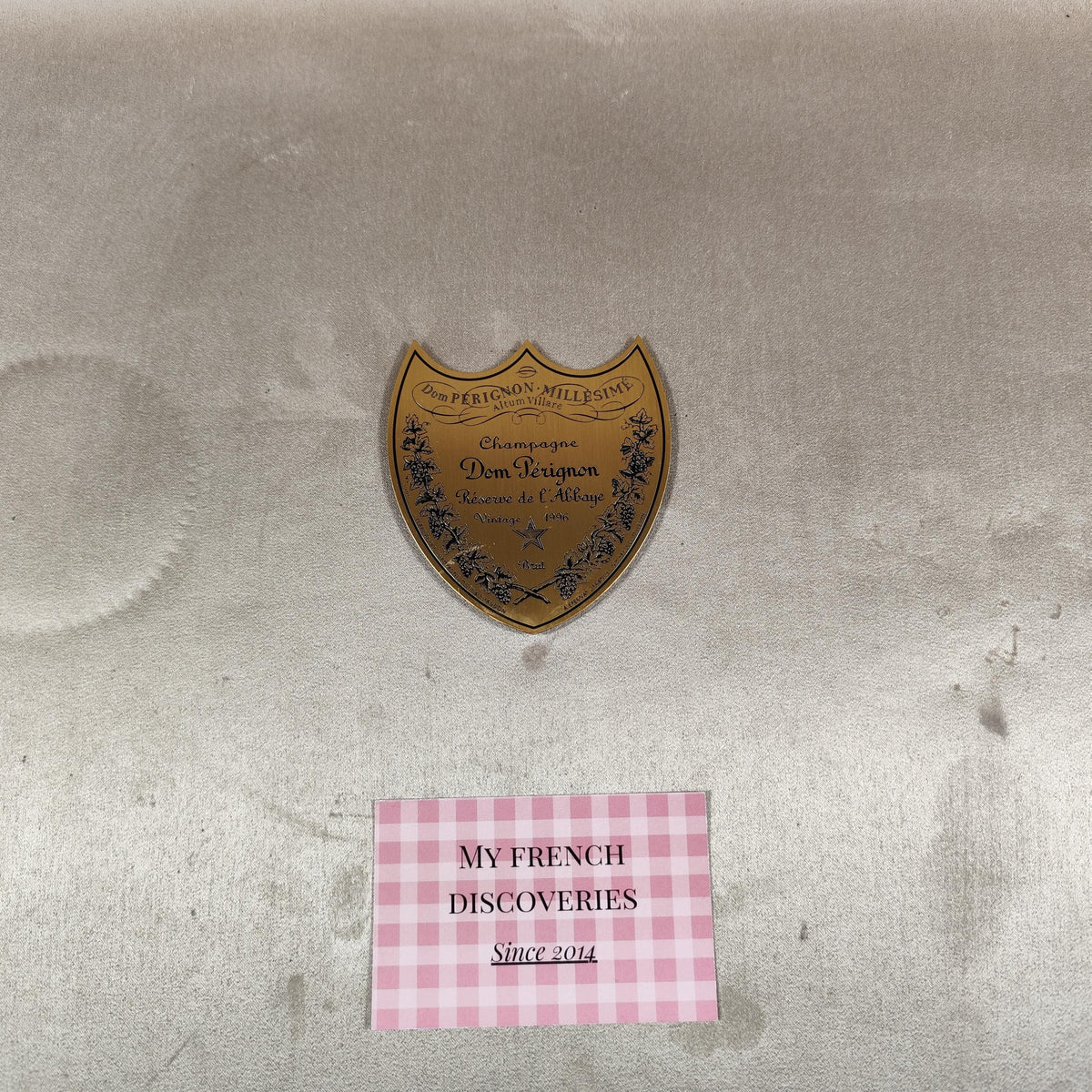 Magnet Dom Pérignon Vintage 1996 Plaque étiquette champagne dorée