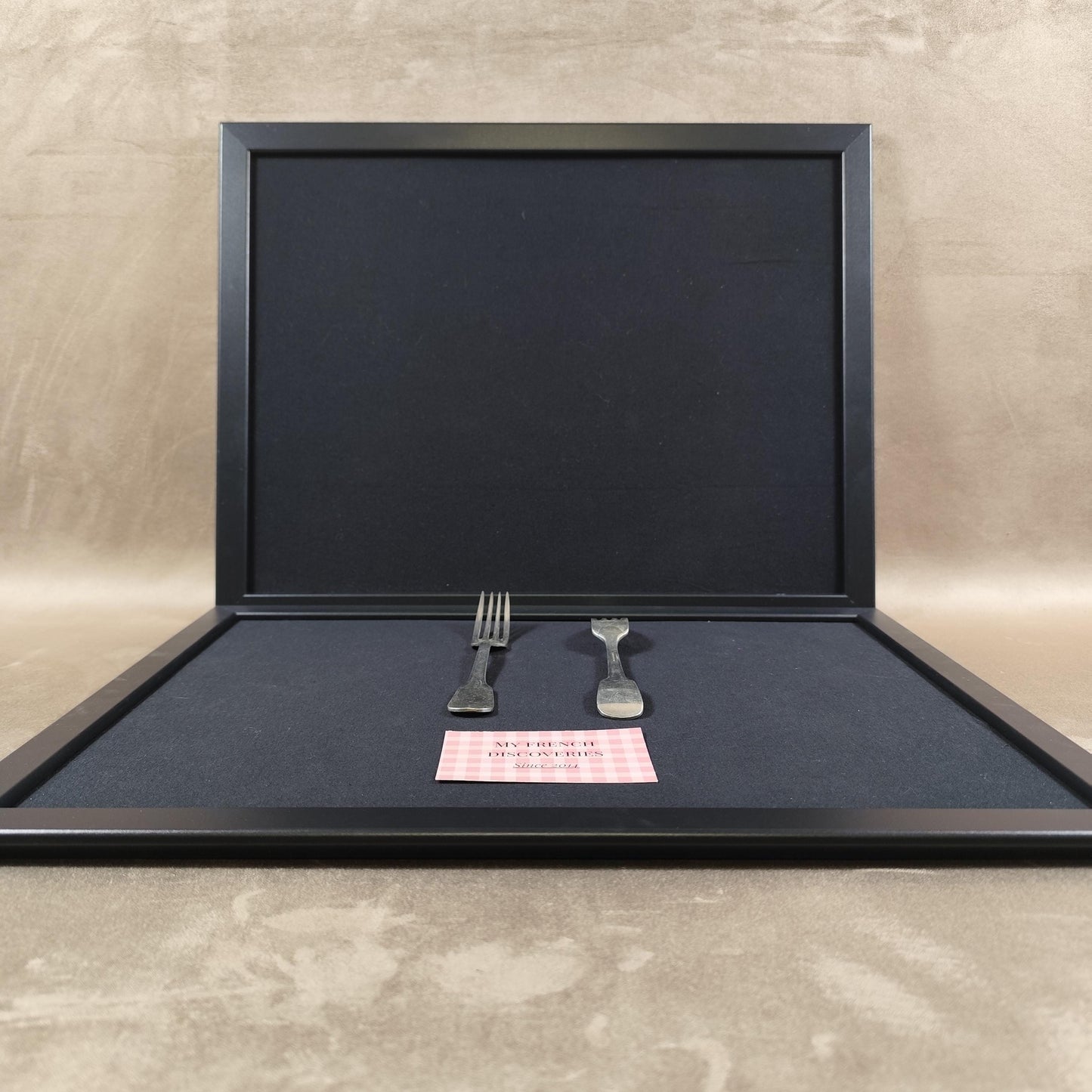 Paire de fourchettes Christofle métal argenté Modèle hôtel Remplacement service