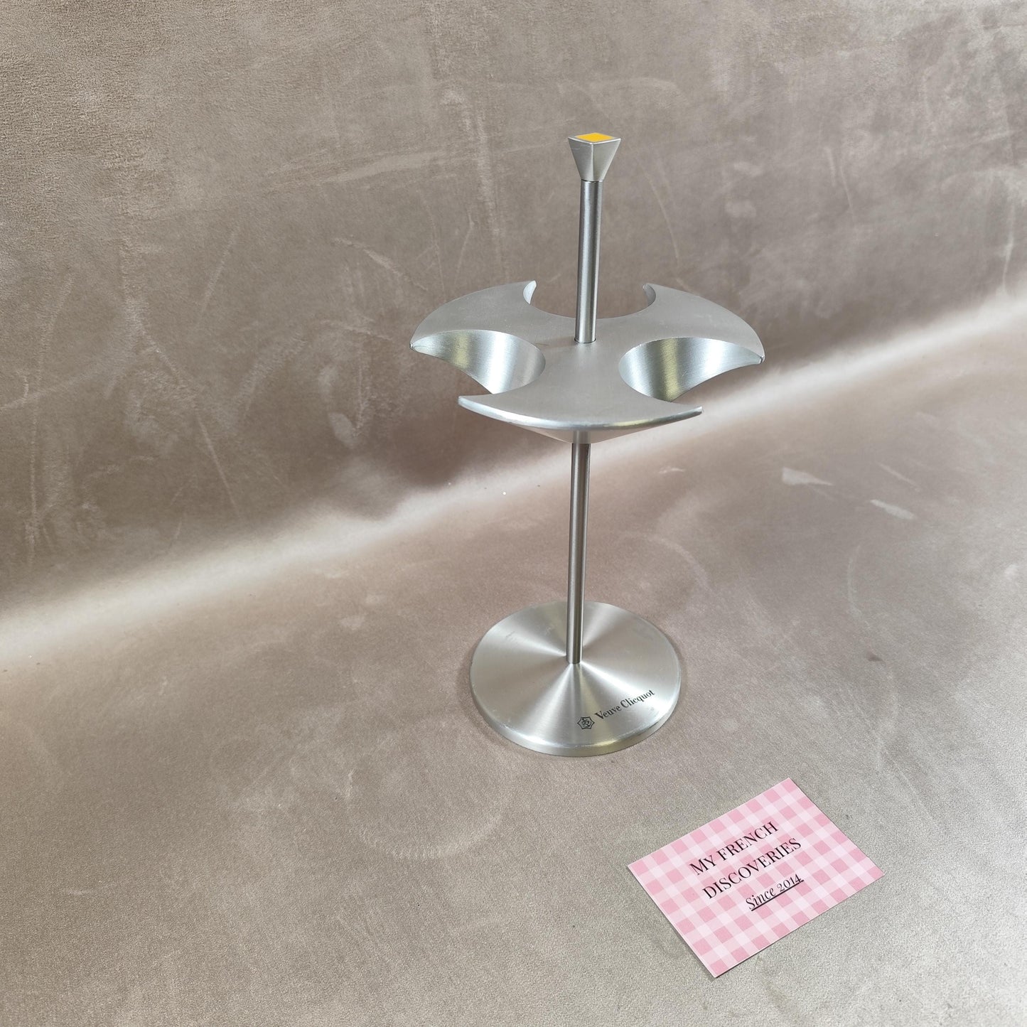 Support à champagne Veuve Clicquot en aluminium Porte 3 coupes Design bar